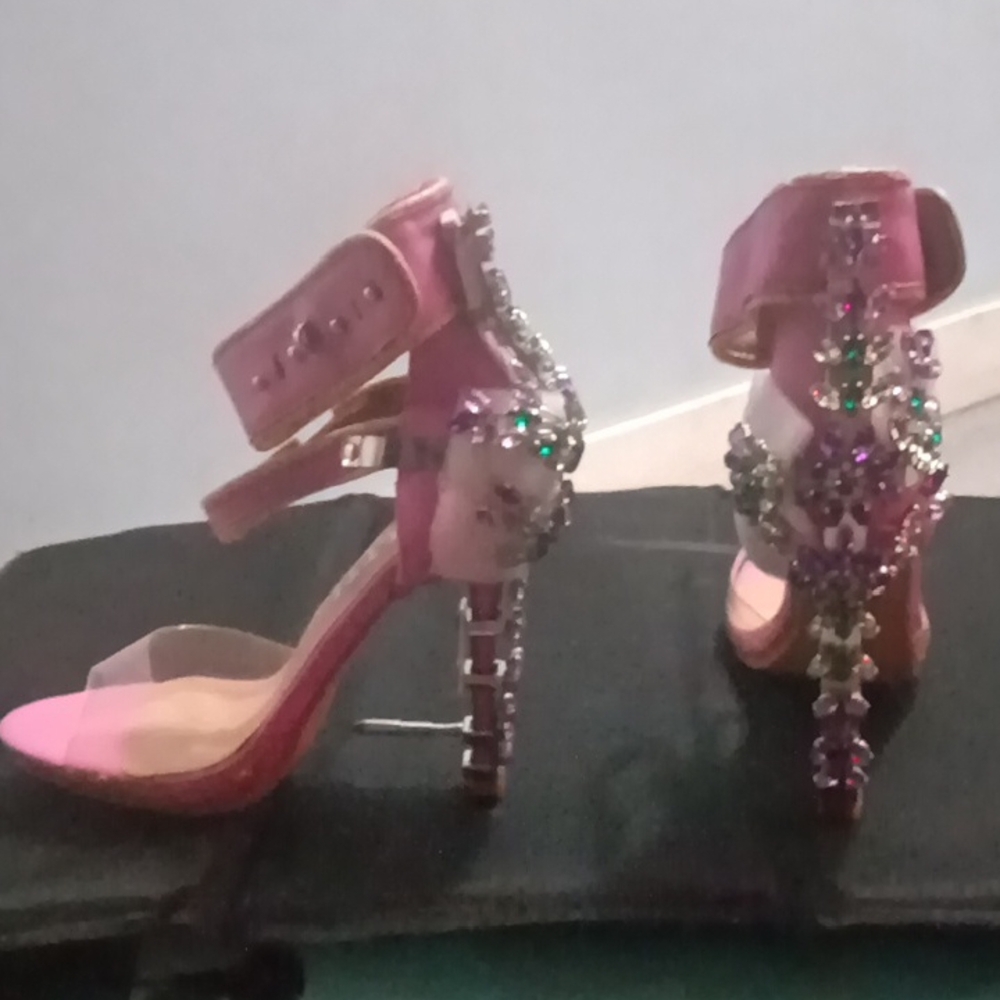 Elegant Pink Stiletto Heels with Crystal Embellishments
